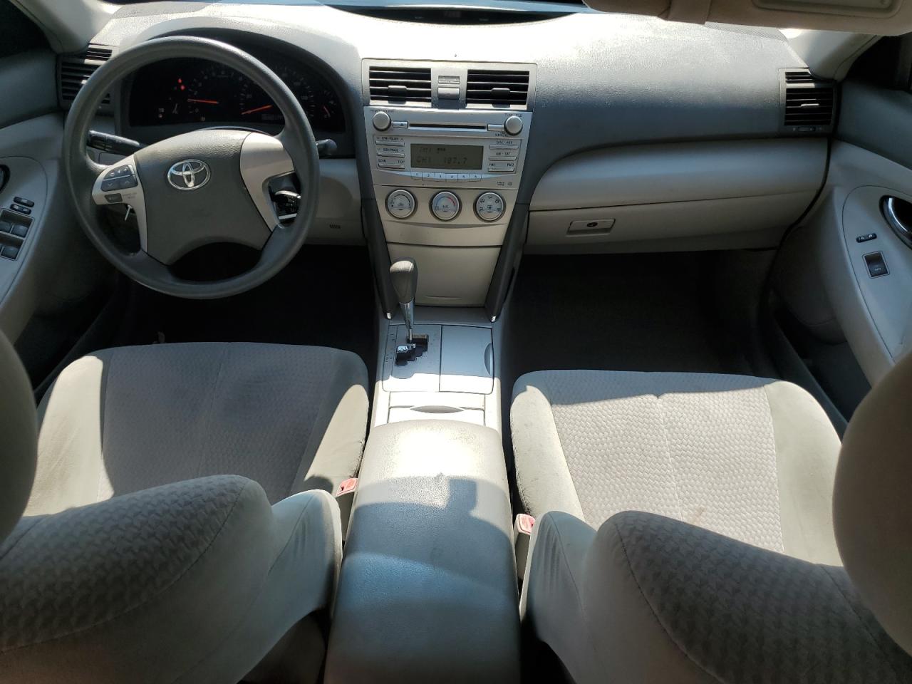 2010 Toyota Camry Base VIN: 4T1BF3EK1AU058417 Lot: 81044465