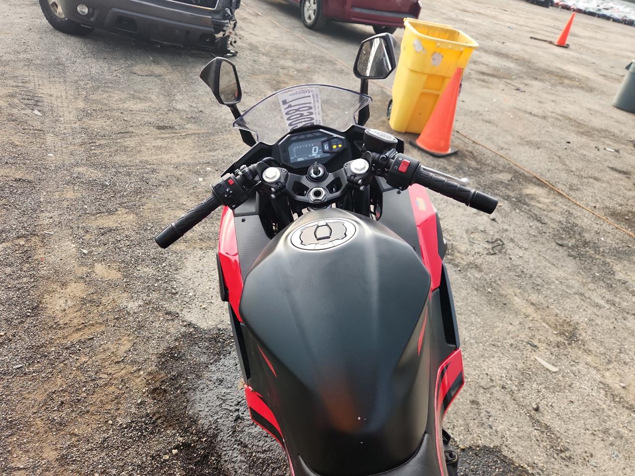 2025 Kawasaki Ex500 VIN: ML5EXGG15SDA39765 Lot: 71890225