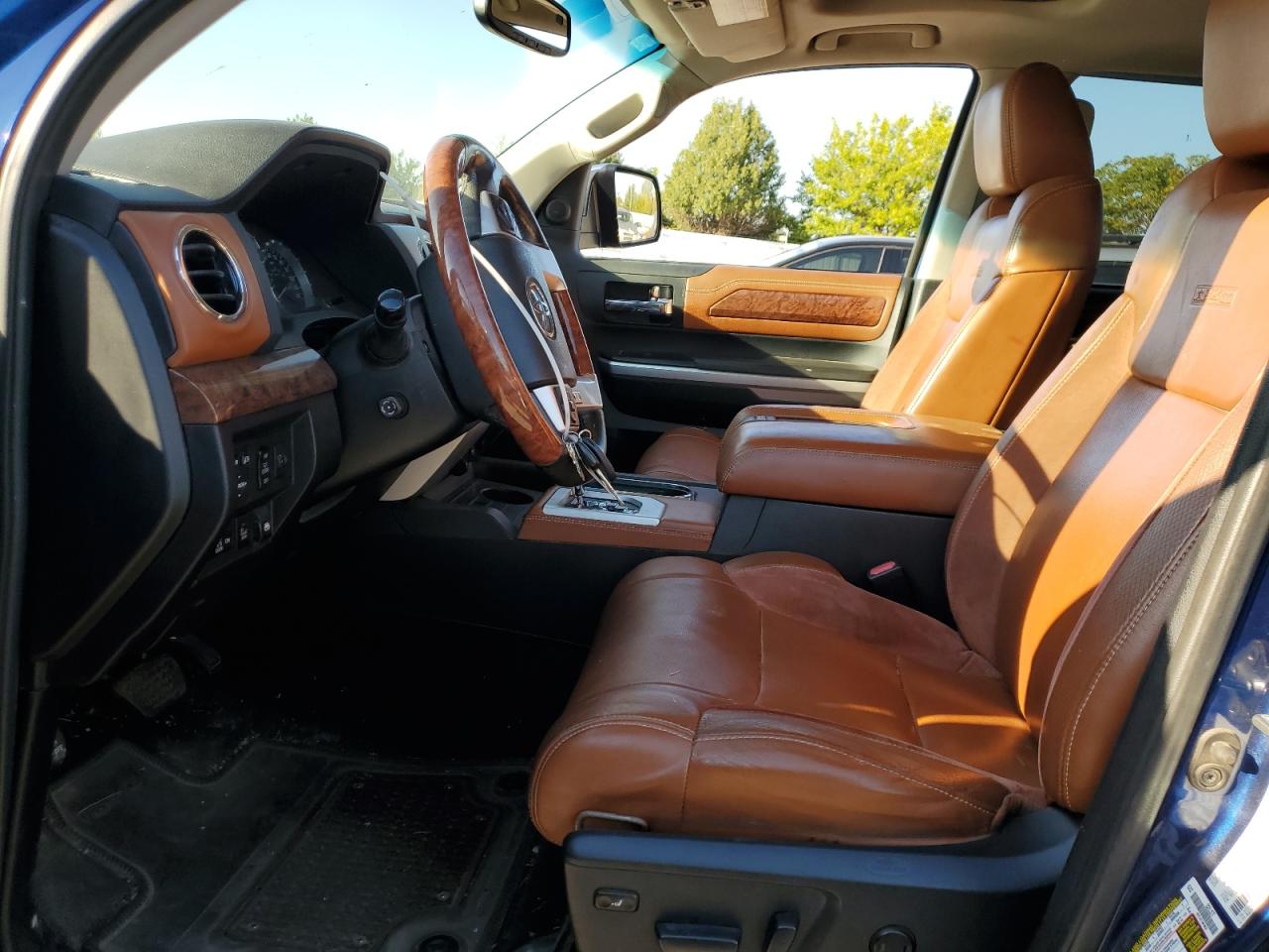 2014 Toyota Tundra Crewmax Platinum VIN: 5TFAW5F18EX409071 Lot: 81781195