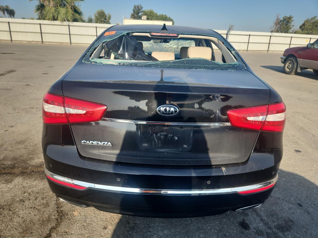 2015 Kia Cadenza Premium VIN: KNALN4D70F5193739 Lot: 80501345