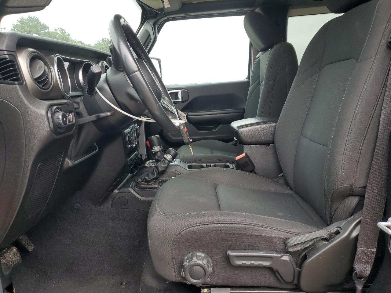 2020 Jeep Wrangler Sport VIN: 1C4GJXAN7LW110544 Lot: 84820145