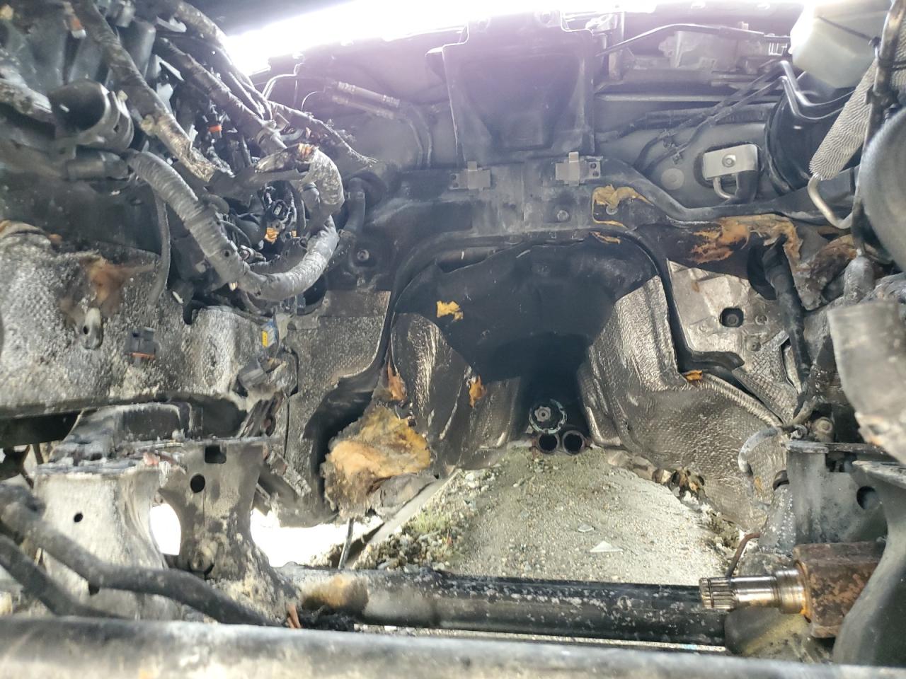 2015 Jaguar Xjl Portfolio VIN: SAJWJ2GD3F8V83459 Lot: 81664025