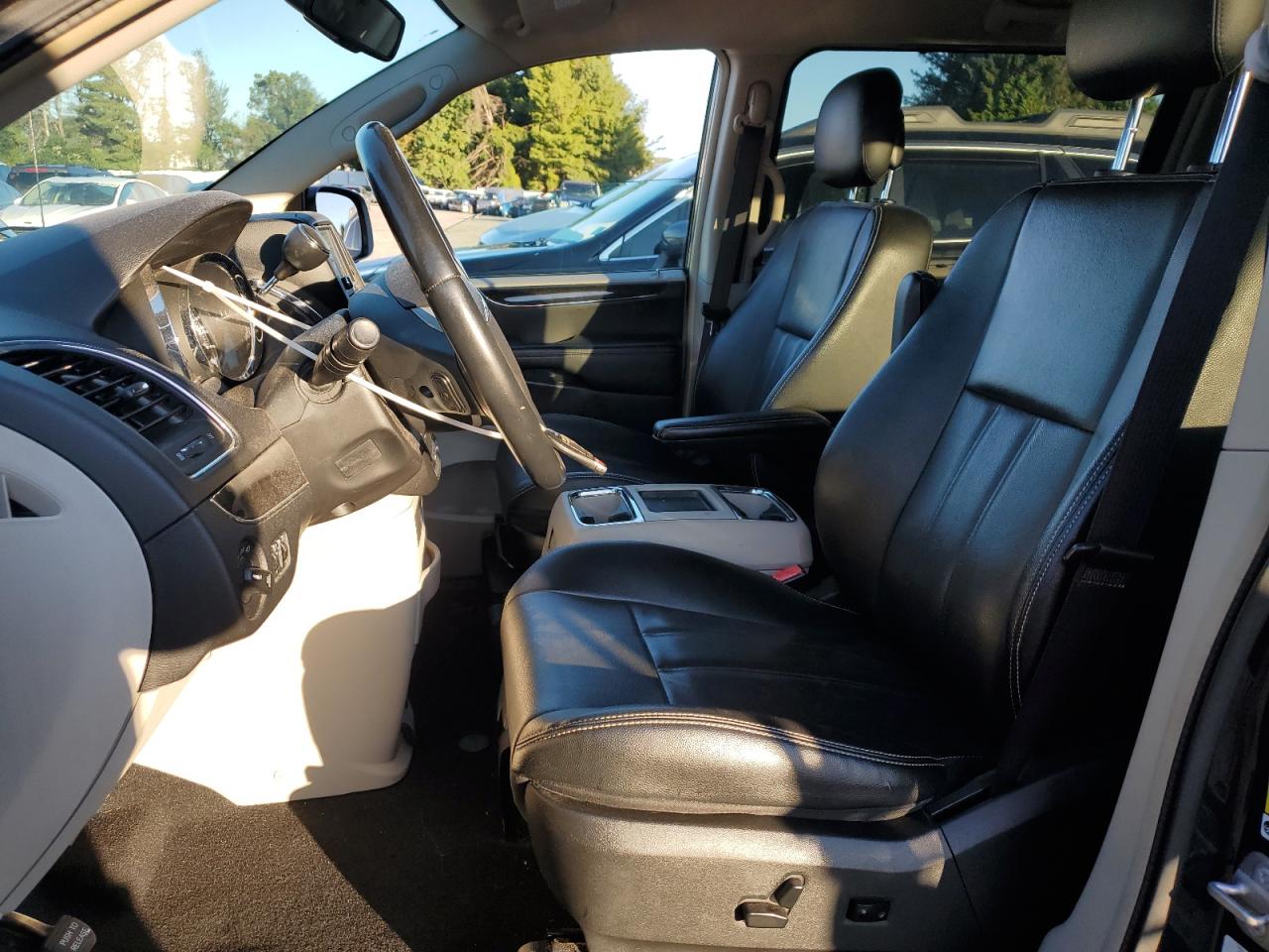 2014 Chrysler Town & Country Touring VIN: 2C4RC1BG5ER449721 Lot: 71238235