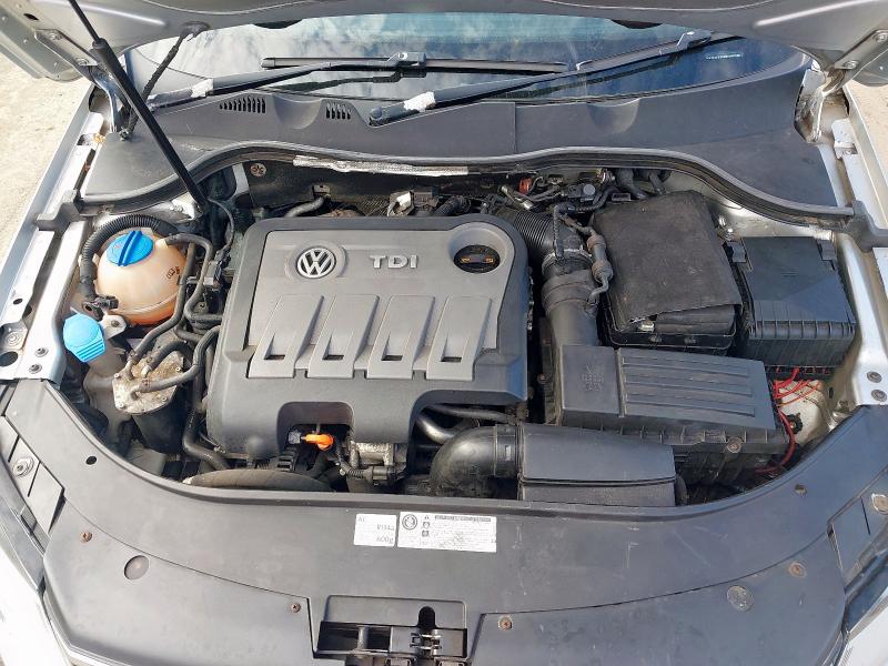 2011 VOLKSWAGEN PASSAT SPORT BLU TEC 140 