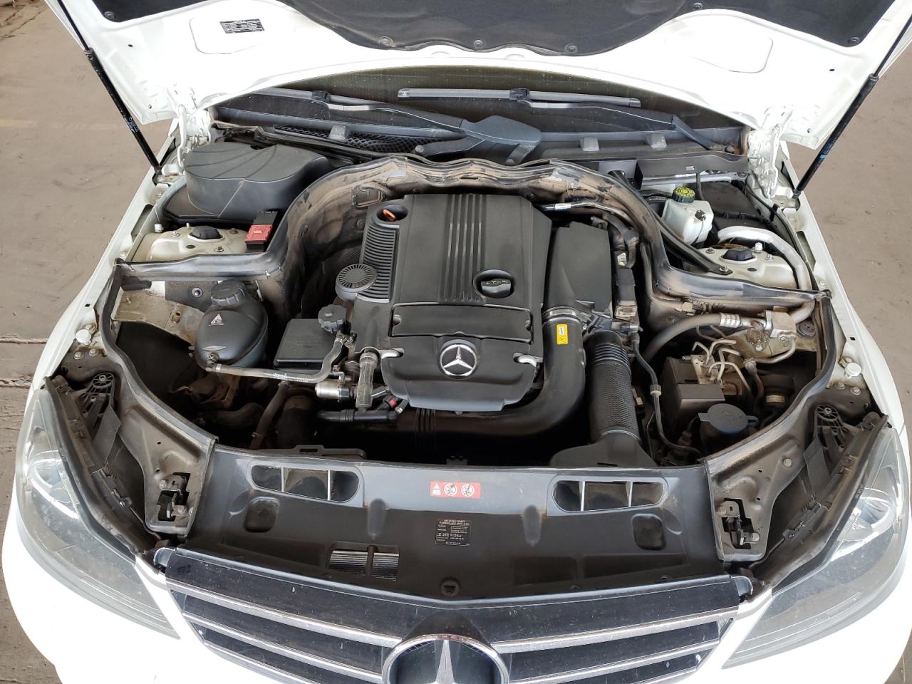 2012 Mercedes-Benz C 250 VIN: WDDGF4HB8CR234239 Lot: 80222305