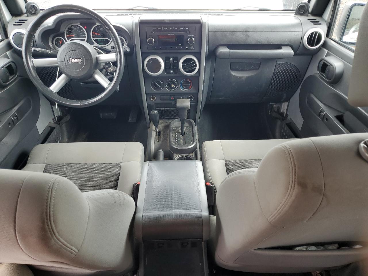 2010 Jeep Wrangler Unlimited Sahara VIN: 1J4BA5H10AL115532 Lot: 81320305
