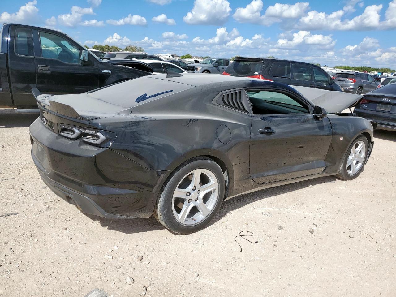2020 Chevrolet Camaro Ls VIN: 1G1FB1RS5L0132358 Lot: 82140625
