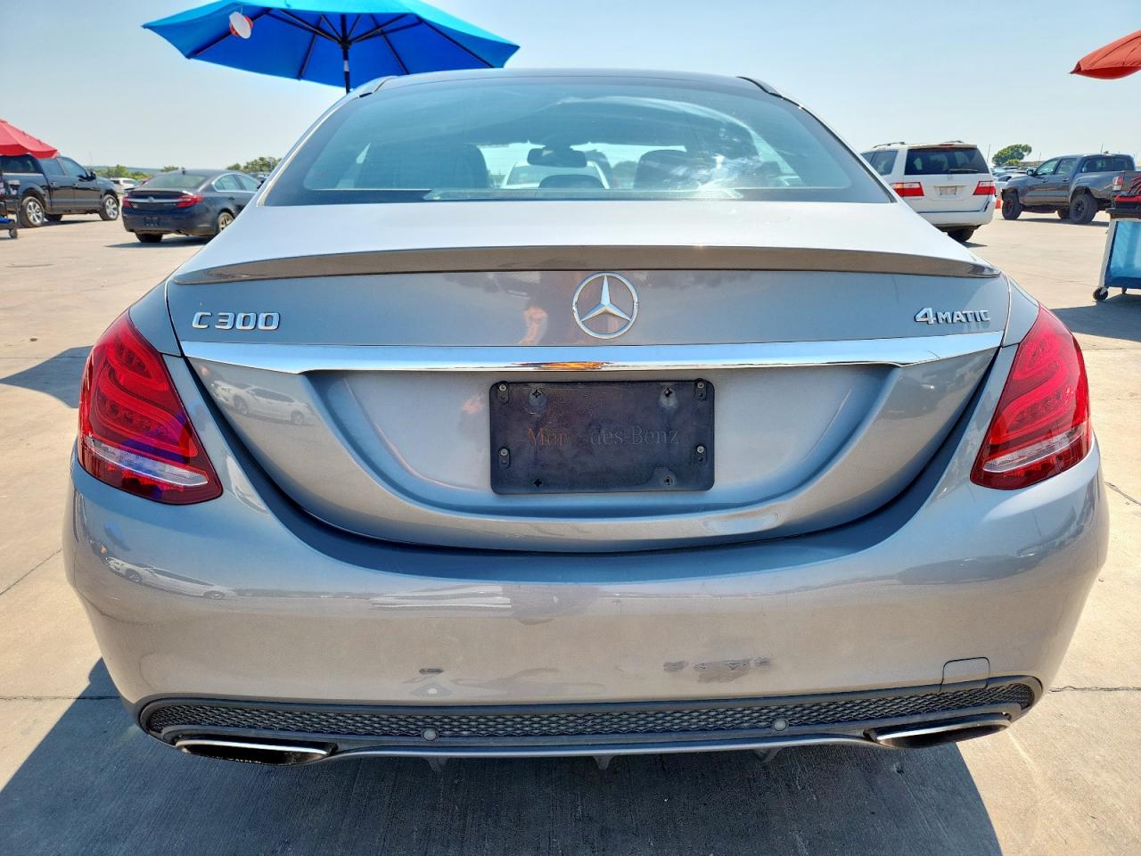 2015 Mercedes-Benz C 300 4Matic VIN: 55SWF4KB0FU088068 Lot: 70014265