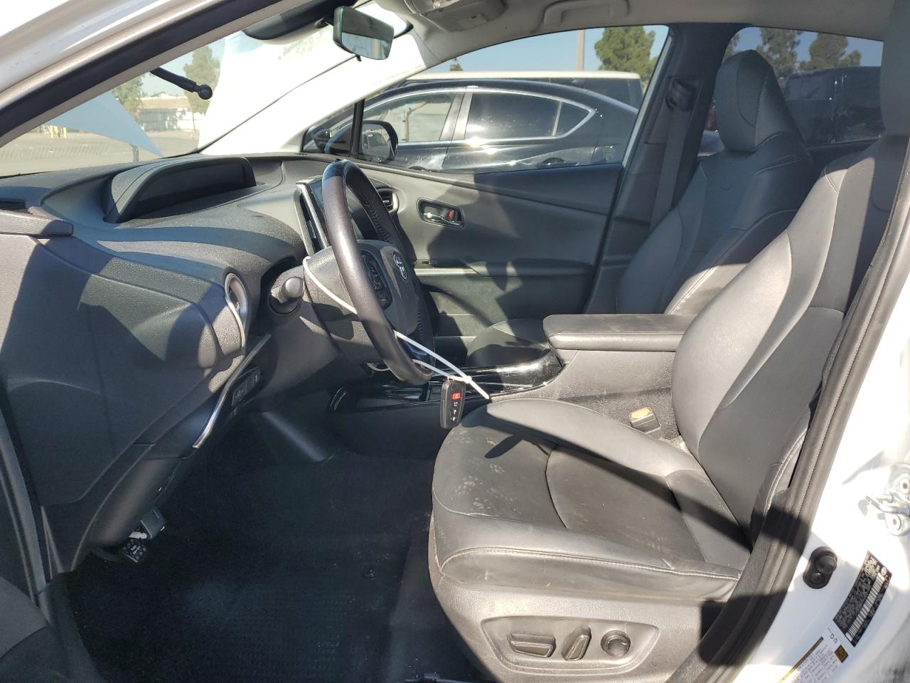 2022 Toyota Prius Prime Le VIN: JTDKAMFPXN3221595 Lot: 71922825
