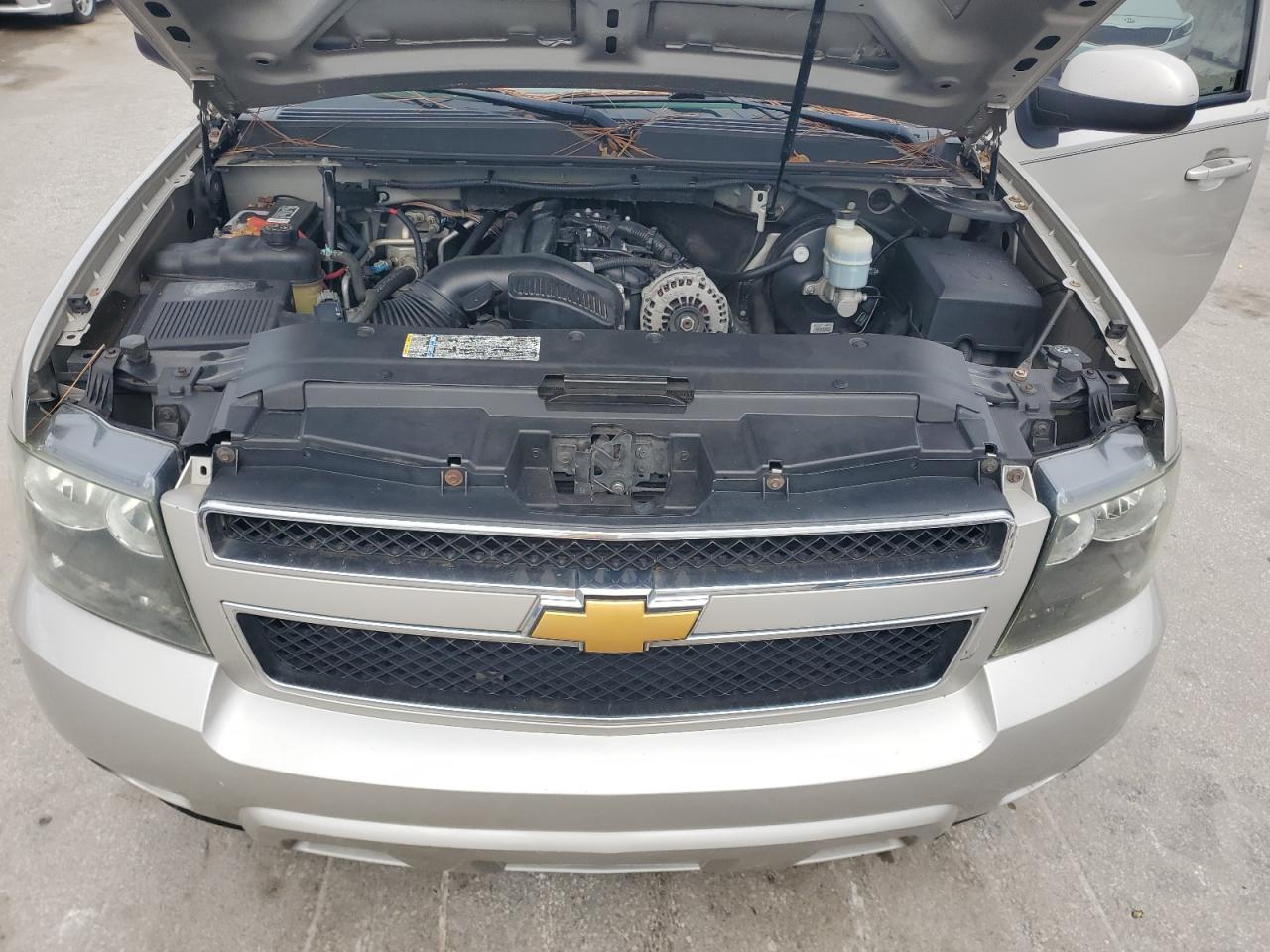 2009 Chevrolet Tahoe C1500 Lt VIN: 1GNEC23389R231646 Lot: 84576125