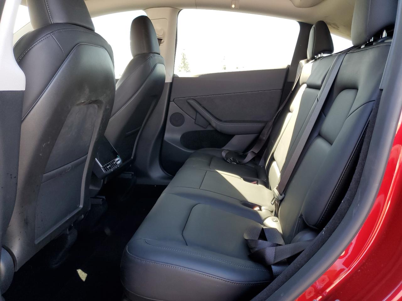 2024 Tesla Model Y VIN: 7SAYGDEF5RF049599 Lot: 71925715