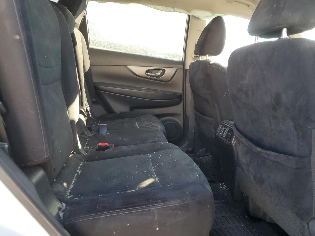 2015 Nissan Rogue S VIN: 5N1AT2MK8FC782084 Lot: 83991015