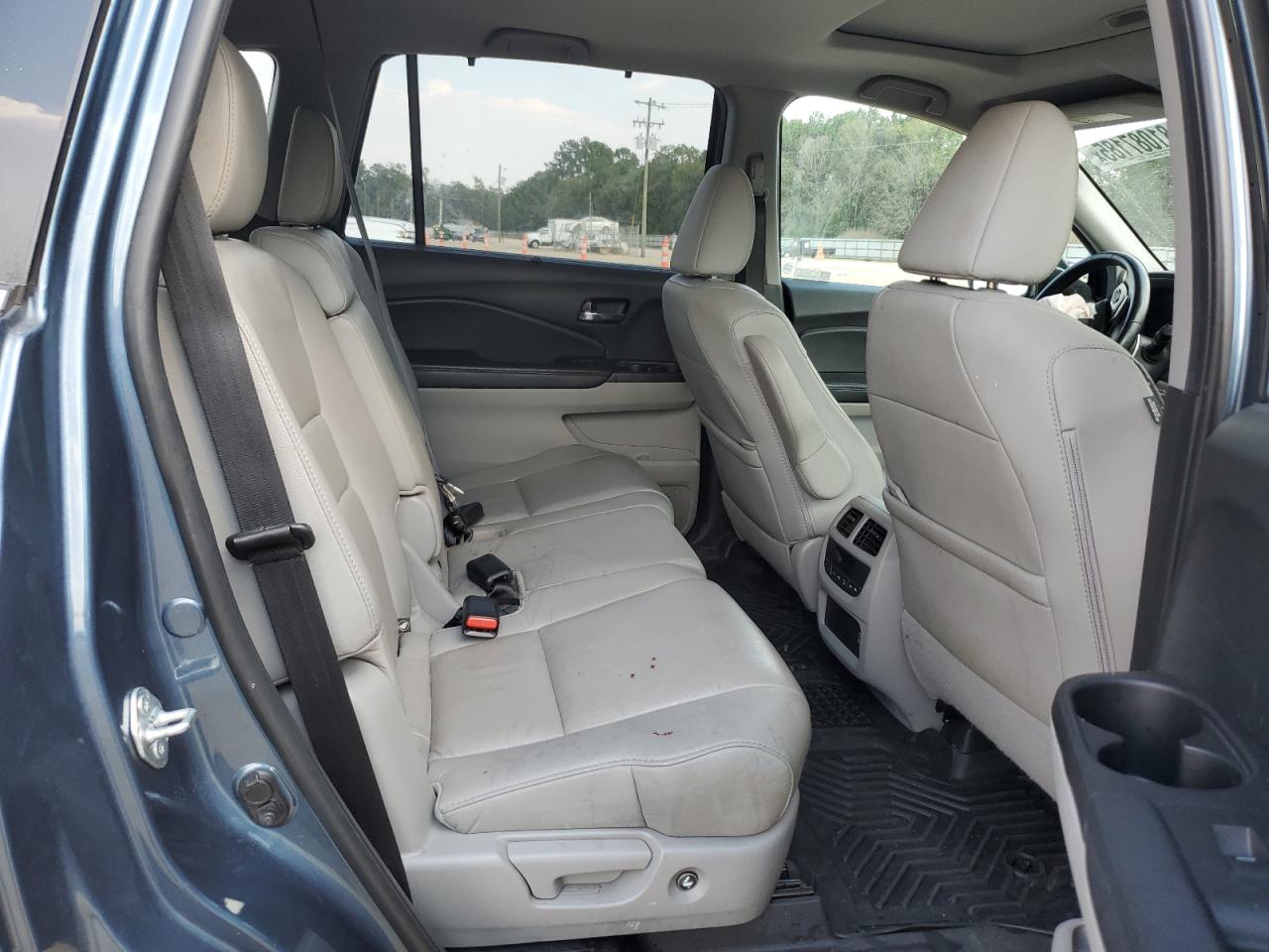 2021 Honda Pilot Se VIN: 5FNYF5H29MB037527 Lot: 81087185