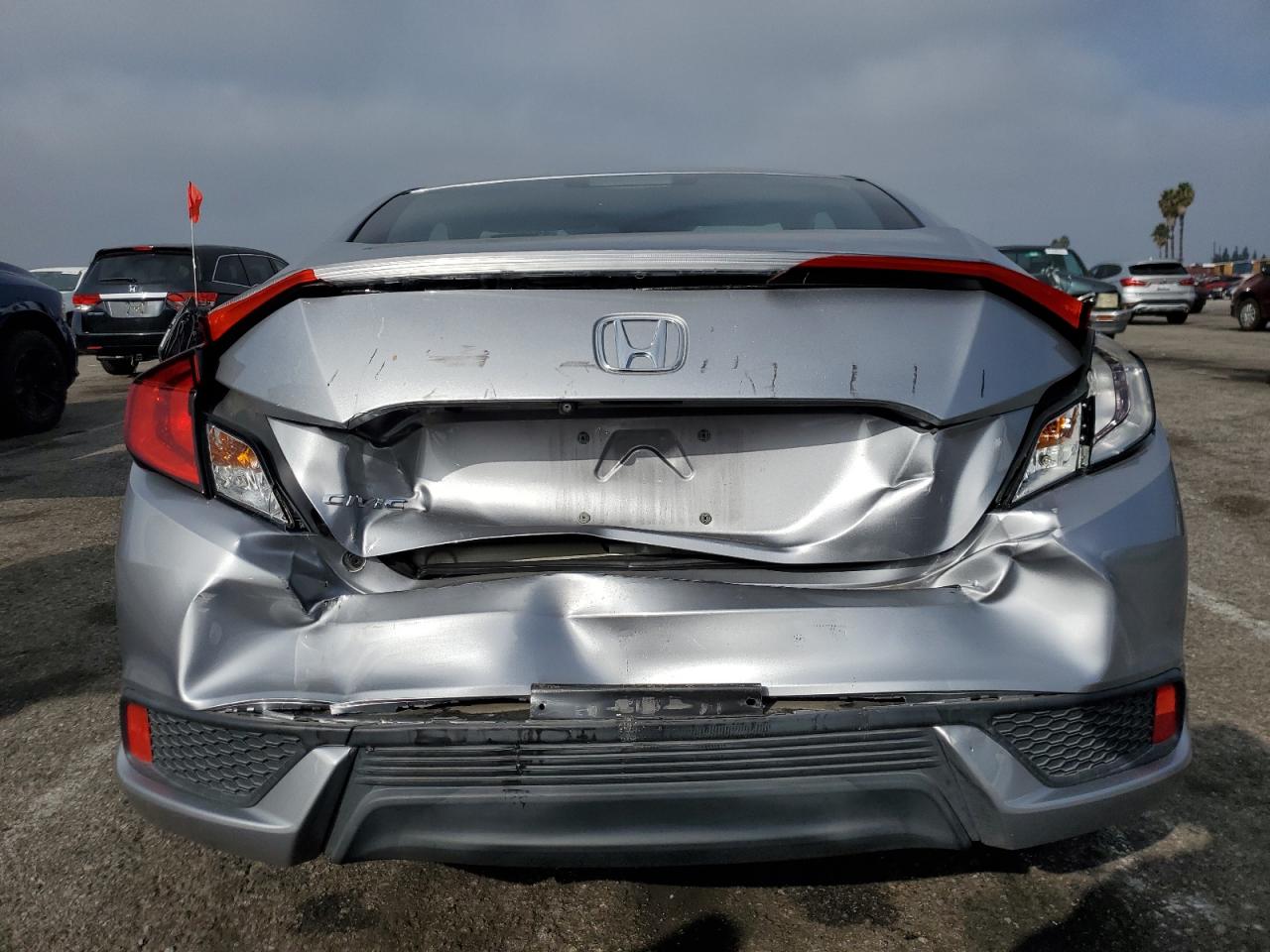 2019 Honda Civic Lx VIN: 2HGFC4B61KH303556 Lot: 82138705