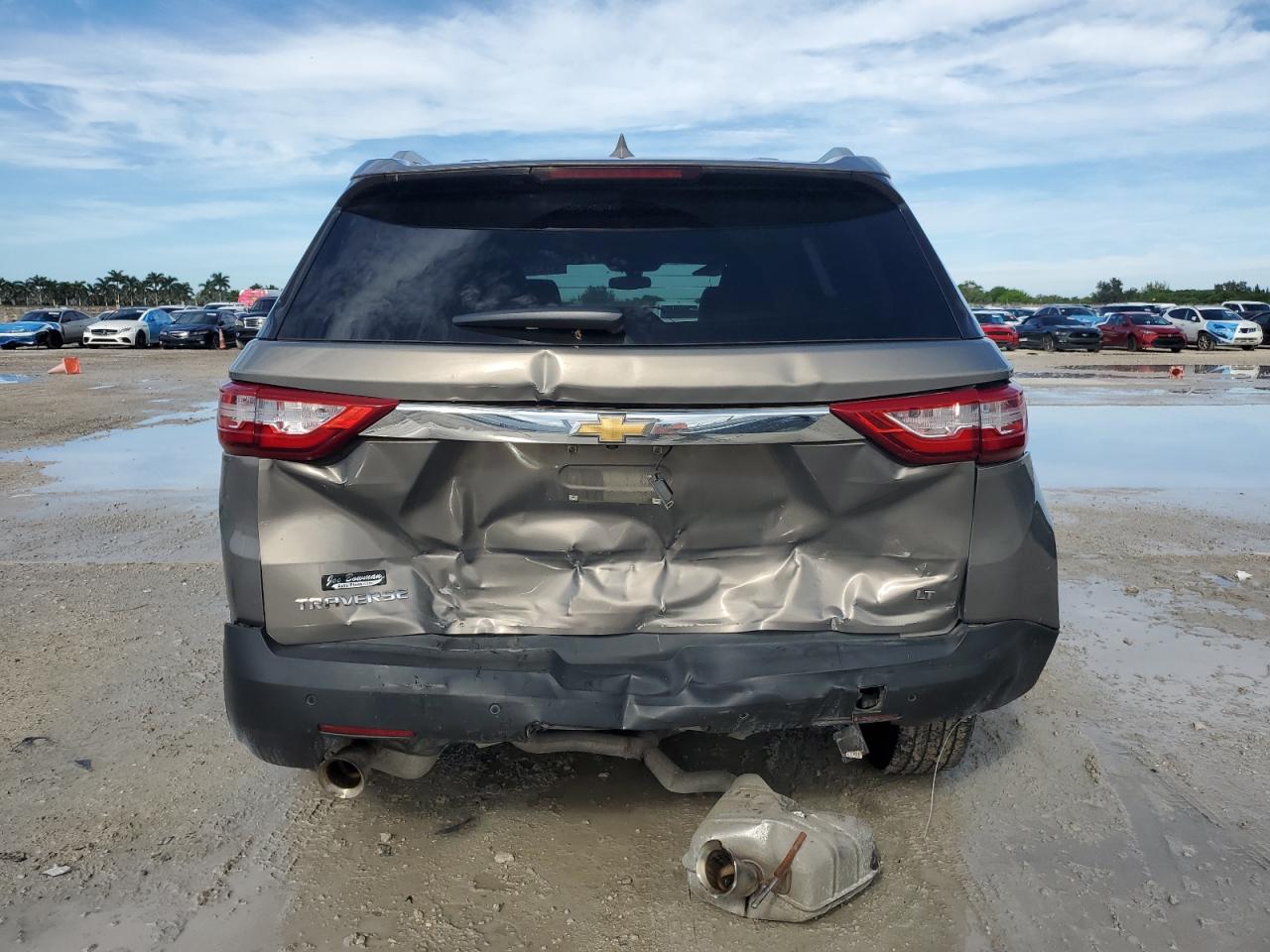 2018 Chevrolet Traverse Lt VIN: 1GNERGKW3JJ242077 Lot: 81426325