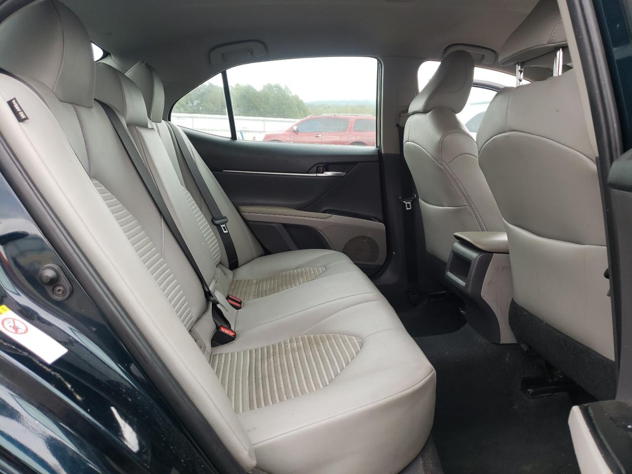 2018 Toyota Camry L VIN: 4T1B11HK6JU626532 Lot: 84722295