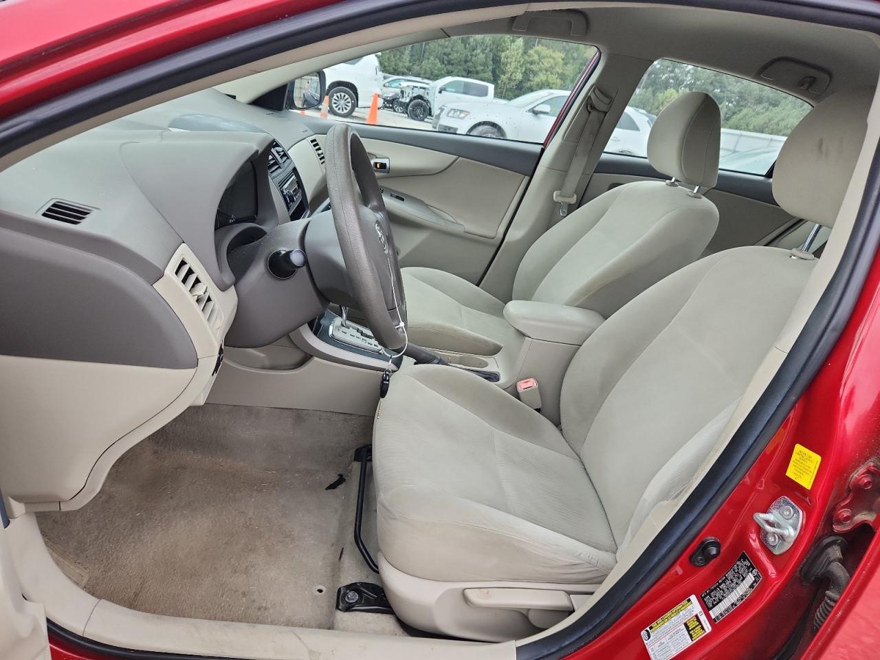2010 Toyota Corolla Base VIN: 2T1BU4EE2AC490165 Lot: 84247435