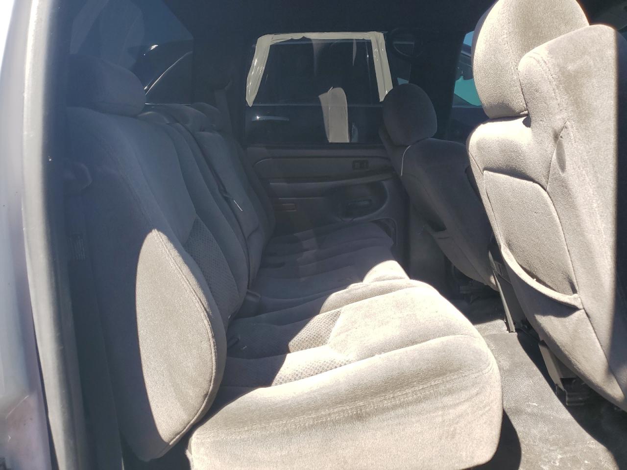 2005 Chevrolet Silverado C1500 VIN: 2GCEC13T351335712 Lot: 83830525