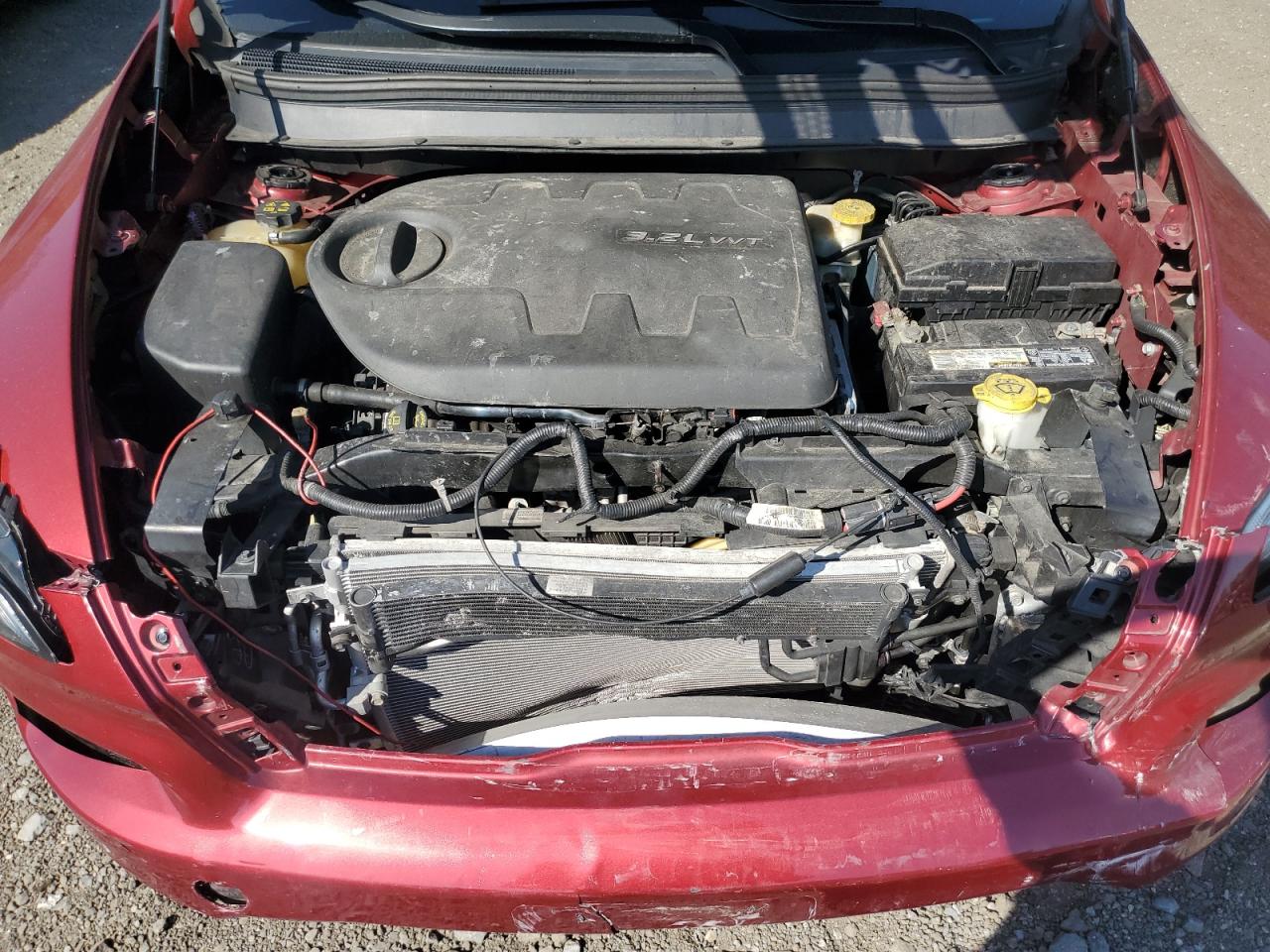 2014 Jeep Cherokee Latitude VIN: 1C4PJLCS1EW212761 Lot: 81482285