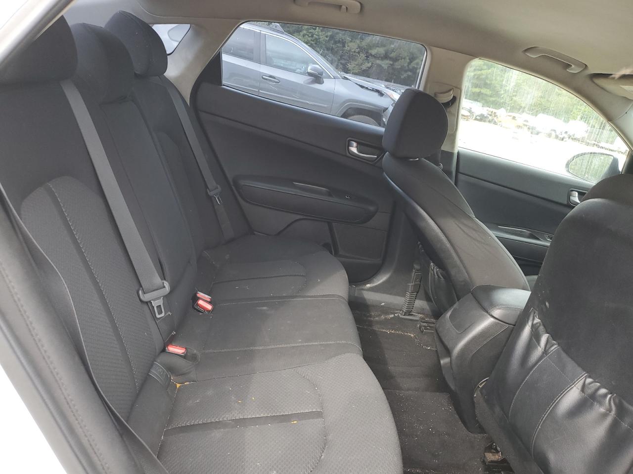 2018 Kia Optima Lx VIN: 5XXGT4L33JG251176 Lot: 81947355