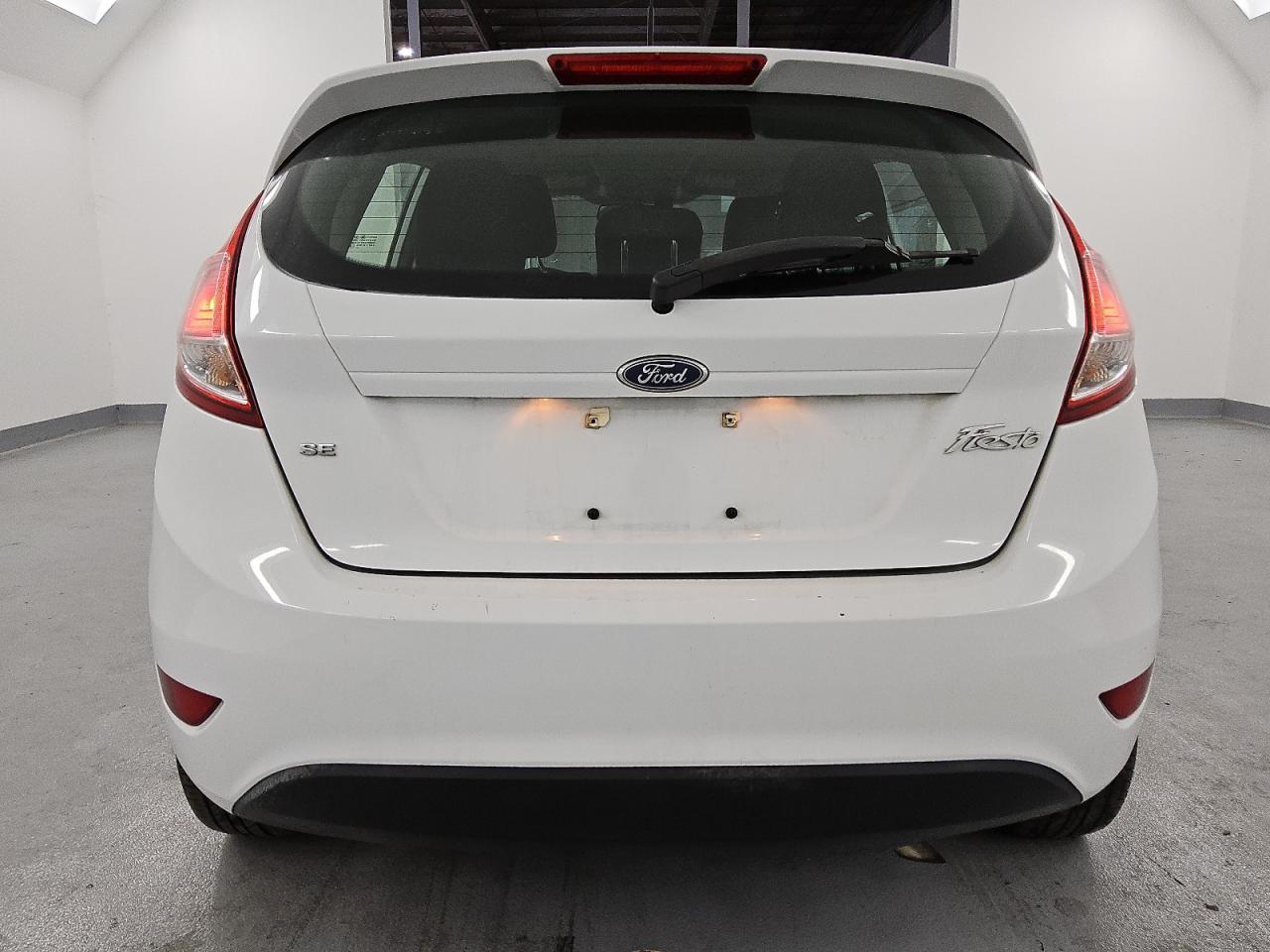 2017 Ford Fiesta Se VIN: 3FADP4EJ9HM136096 Lot: 93118605