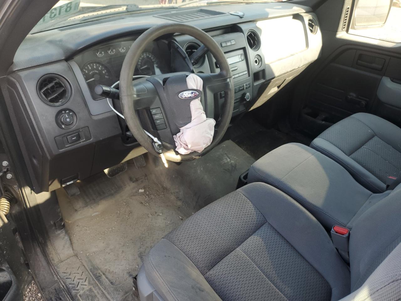 2012 Ford F150 VIN: 1FTMF1CM8CKD87569 Lot: 81311375
