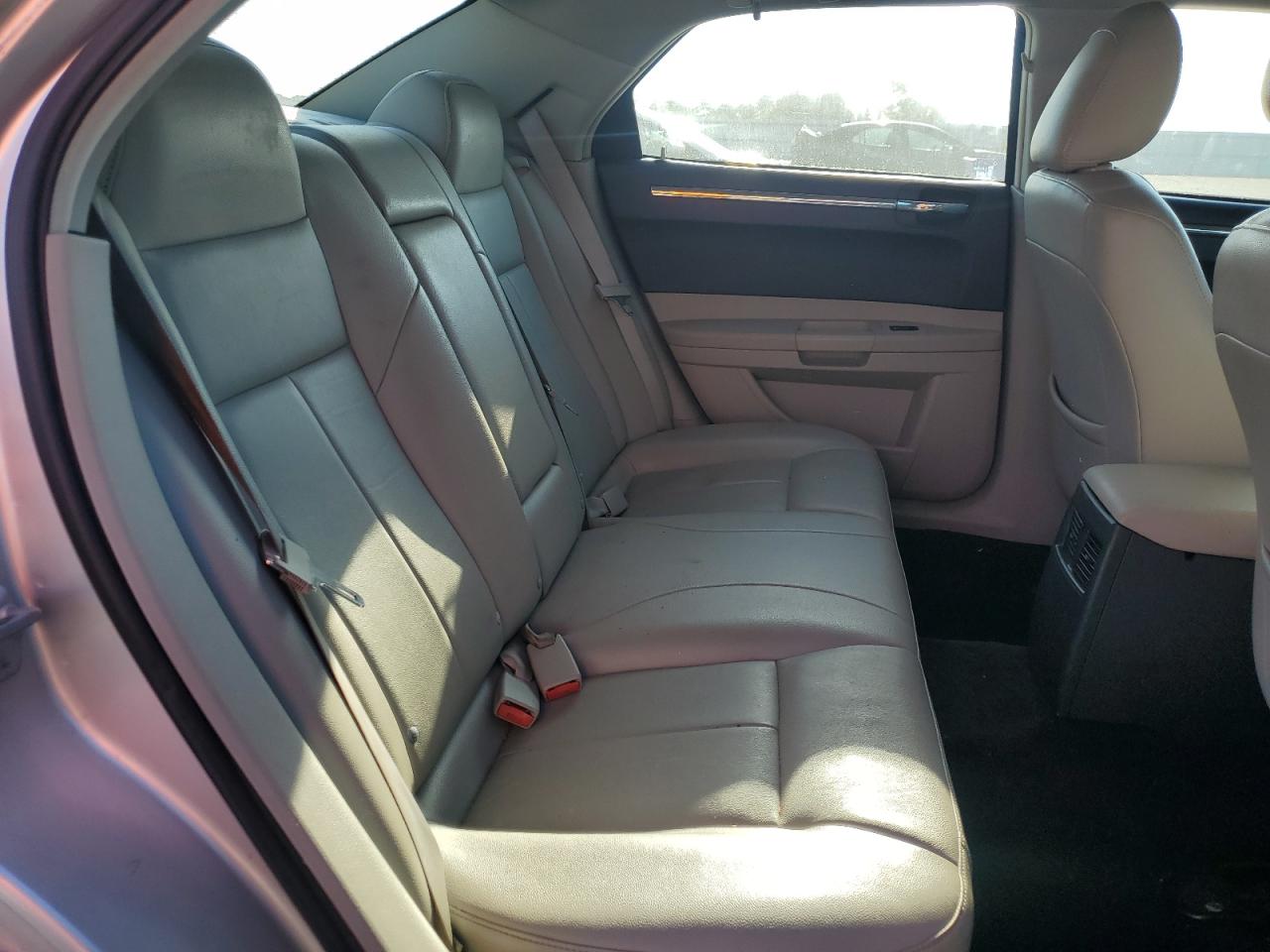 2007 Chrysler 300 Touring VIN: 2C3KK53G87H879007 Lot: 80933745