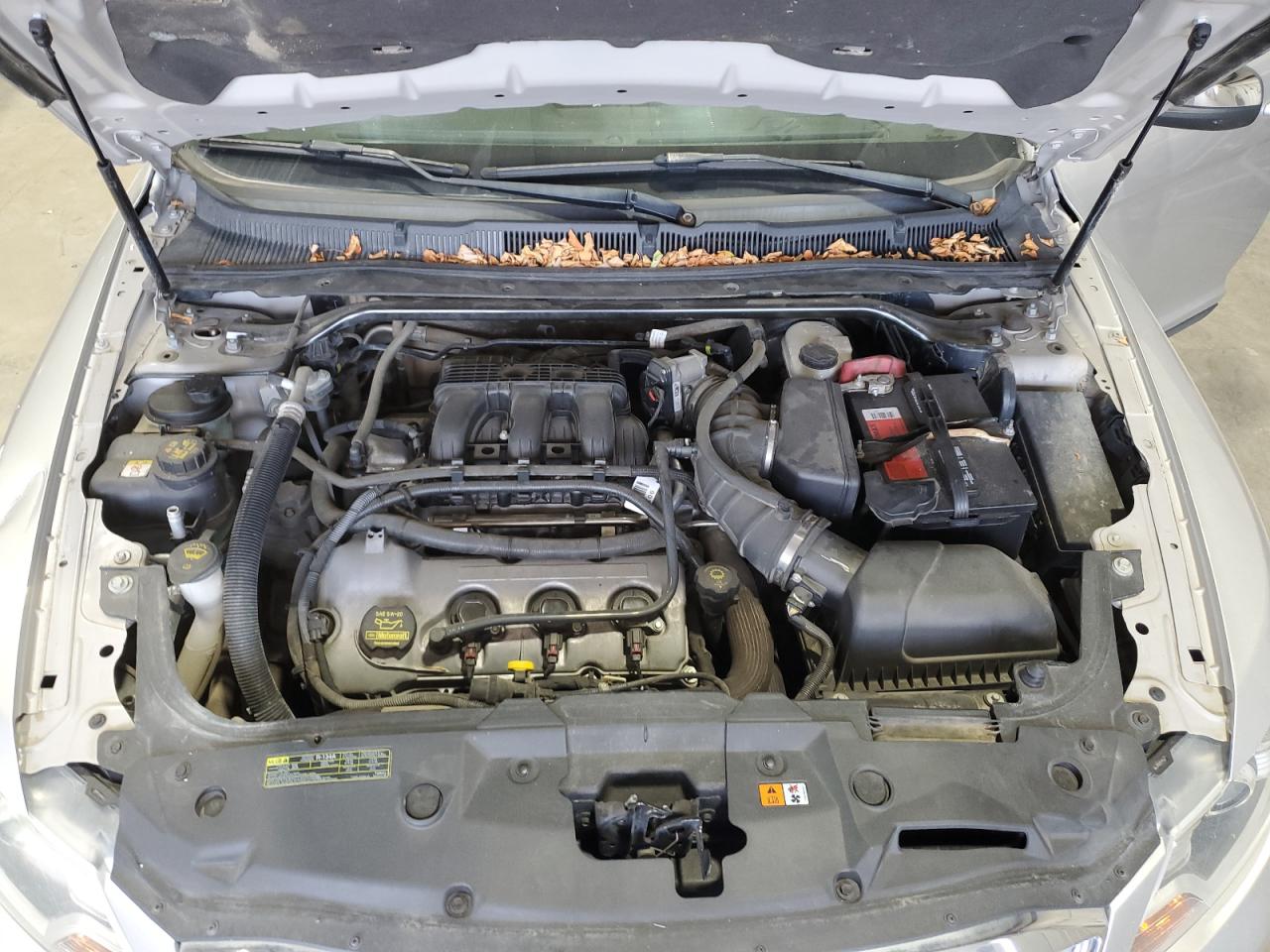 2010 Ford Taurus Limited VIN: 1FAHP2JW5AG122560 Lot: 81965285