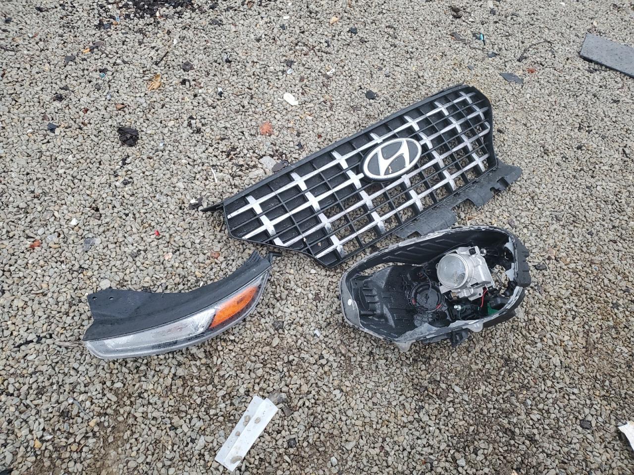 2021 Hyundai Venue Sel VIN: KMHRC8A31MU116601 Lot: 81065285