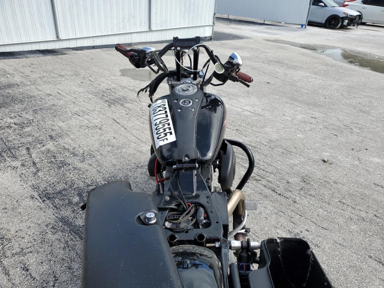 2005 Harley-Davidson Fxdi VIN: 1HD1GMW125K331518 Lot: 83779555