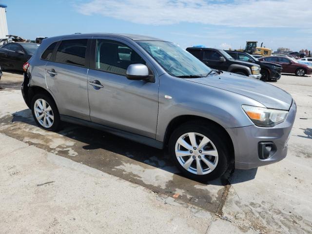  MITSUBISHI OUTLANDER 2015 Srebrny