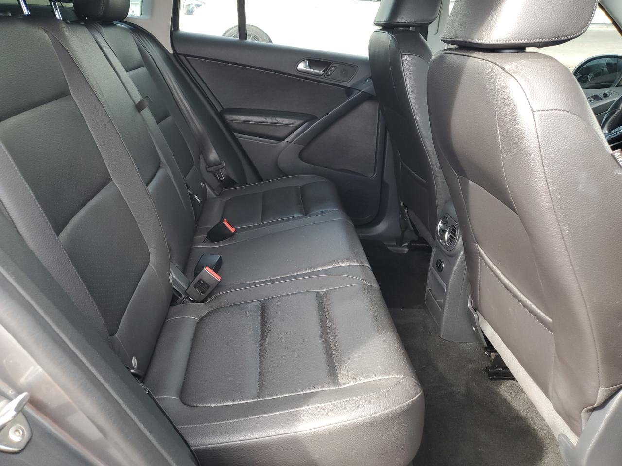 2016 Volkswagen Tiguan S VIN: WVGAV7AX6GW515906 Lot: 81921025