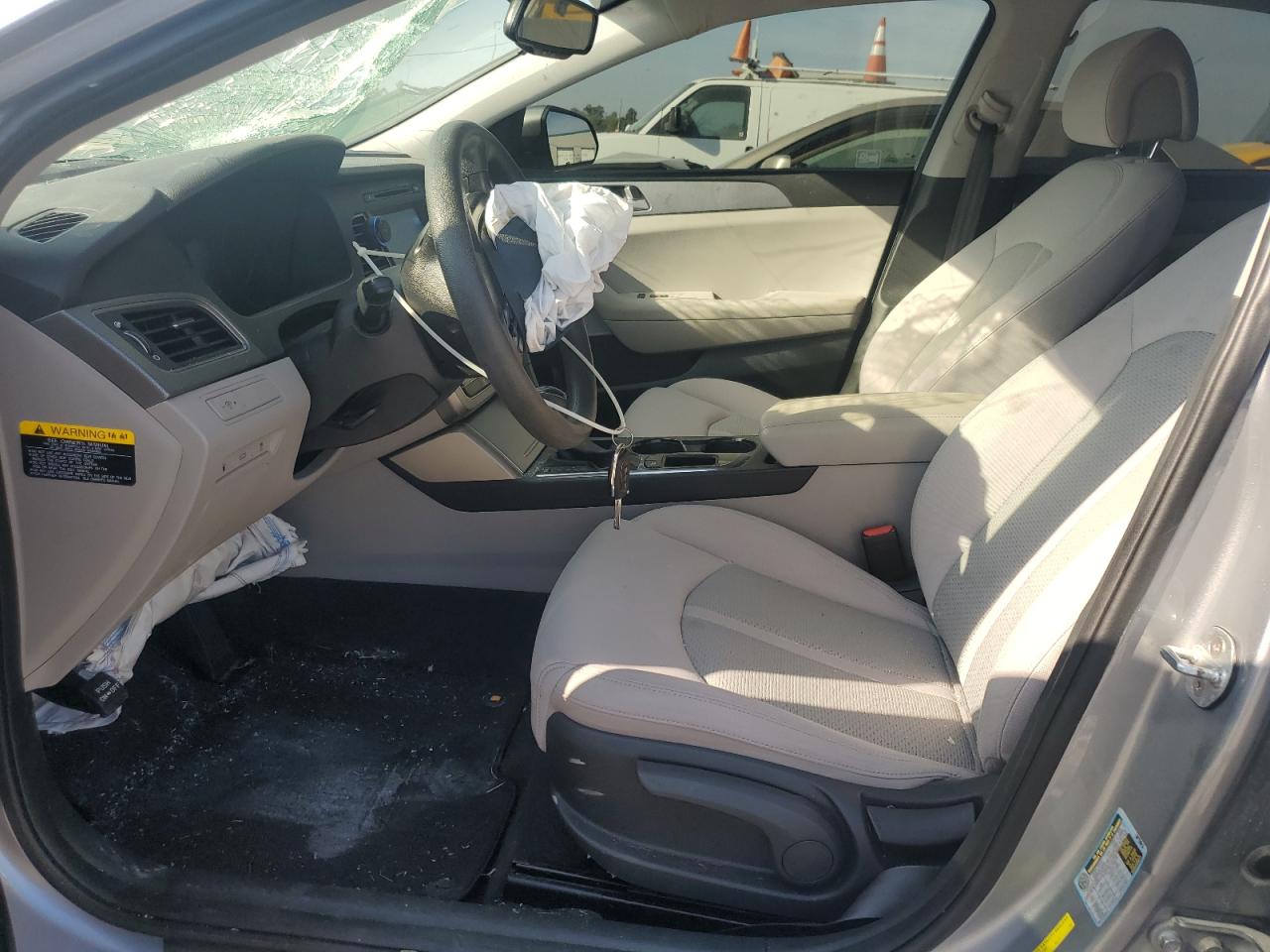 2017 Hyundai Sonata Eco VIN: 5NPE24AA8HH445907 Lot: 81308045