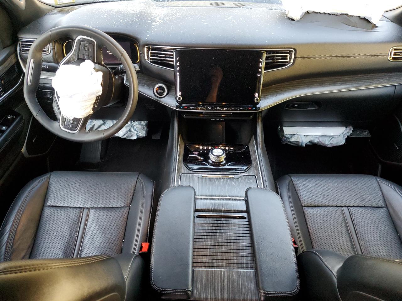 2024 Jeep Wagoneer L Series Ii VIN: 1C4SJSBP6RS101704 Lot: 80644025