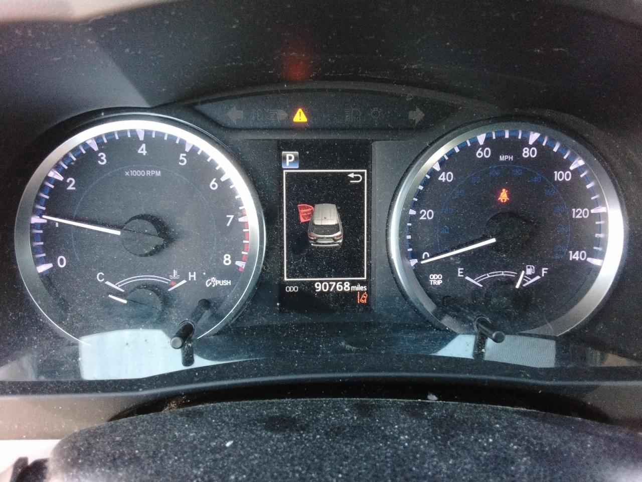 2018 Toyota Highlander Le VIN: 5TDBZRFH3JS909509 Lot: 81034225