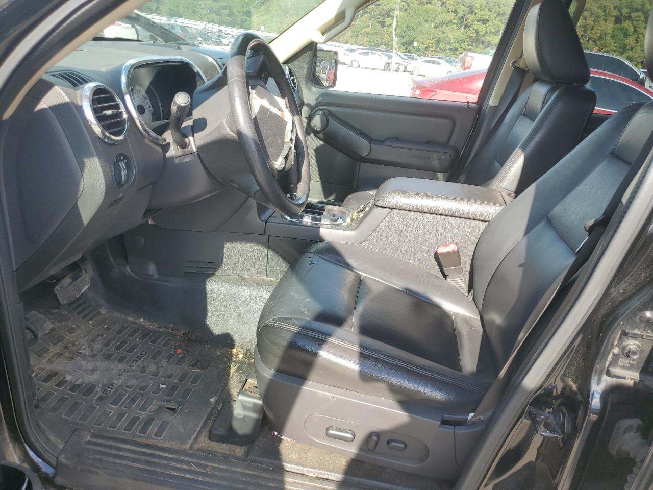 2010 Ford Explorer Sport Trac Limited VIN: 1FMEU3DEXAUF00657 Lot: 81398335