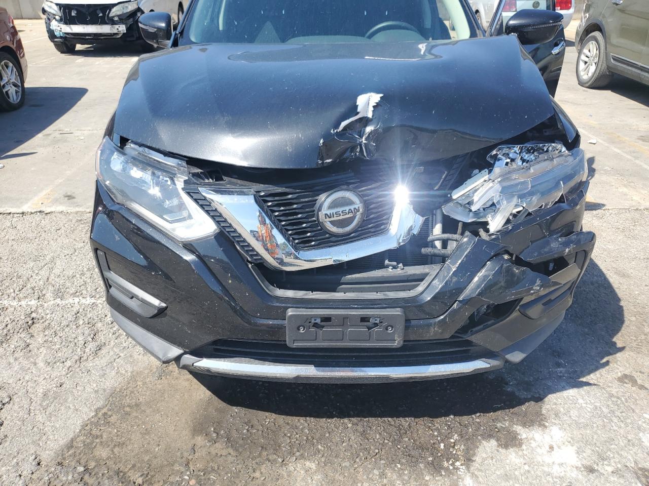 2018 Nissan Rogue S VIN: KNMAT2MV5JP523150 Lot: 70910575