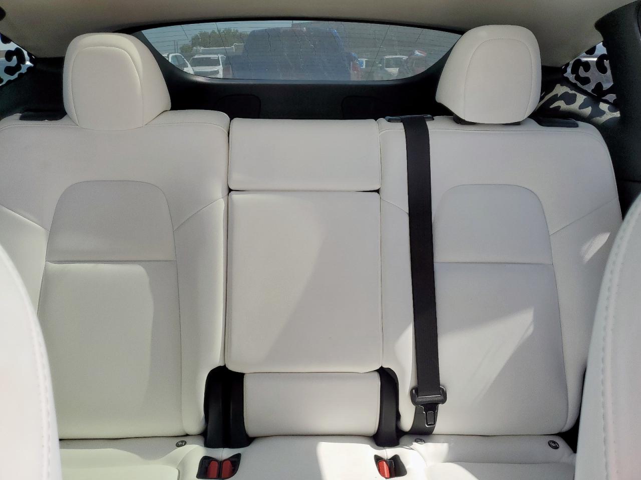 2021 Tesla Model Y VIN: 5YJYGDEEXMF228606 Lot: 81235905