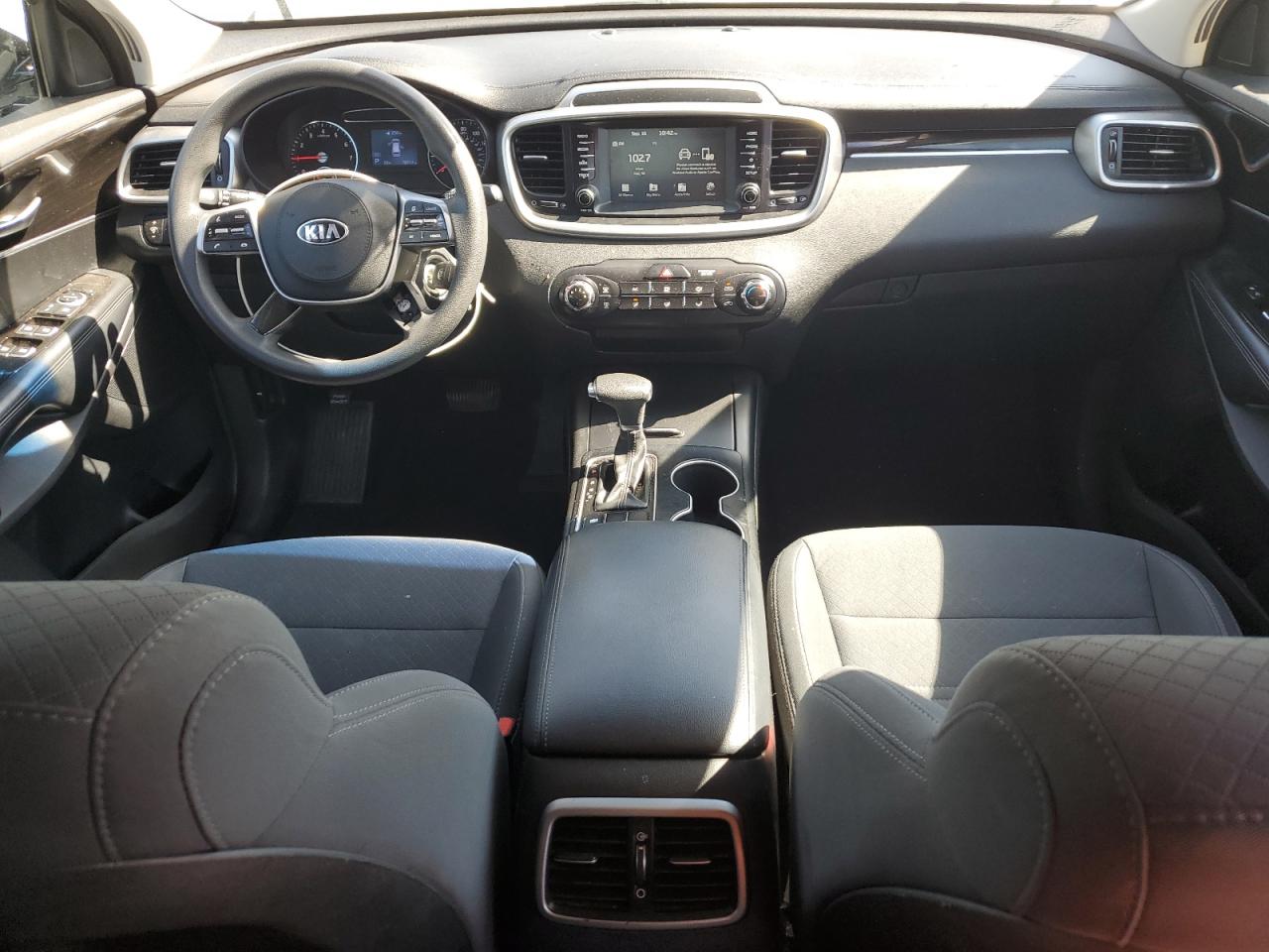 2019 Kia Sorento L VIN: 5XYPG4A34KG520189 Lot: 80807715