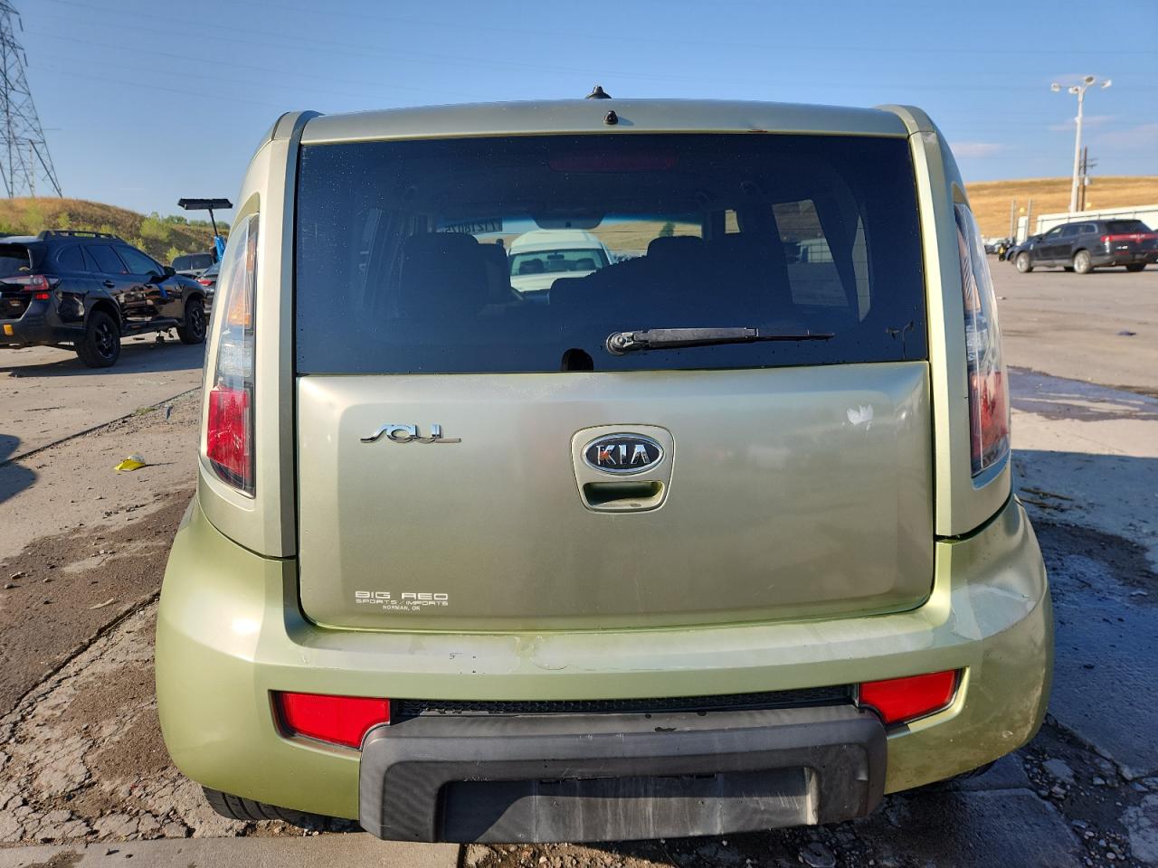 2011 Kia Soul + VIN: KNDJT2A26B7199394 Lot: 71218075