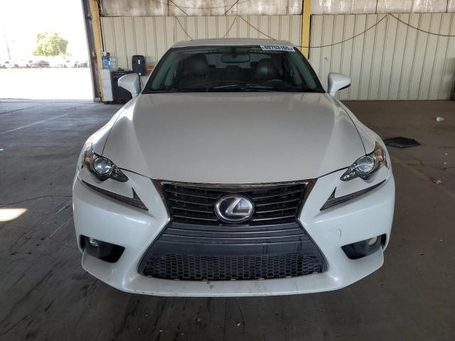  LEXUS IS 2016 Белы