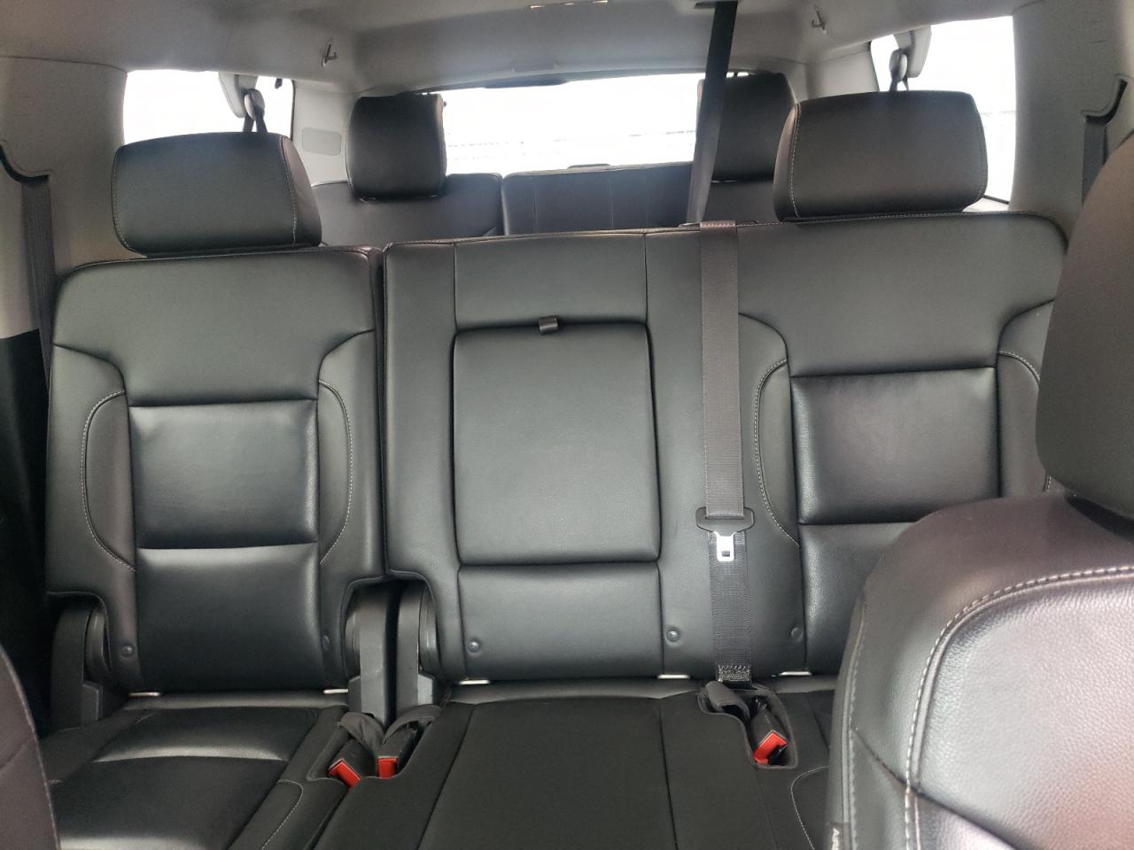 2019 Chevrolet Suburban K1500 Lt VIN: 1GNSKHKC2KR142140 Lot: 81406415