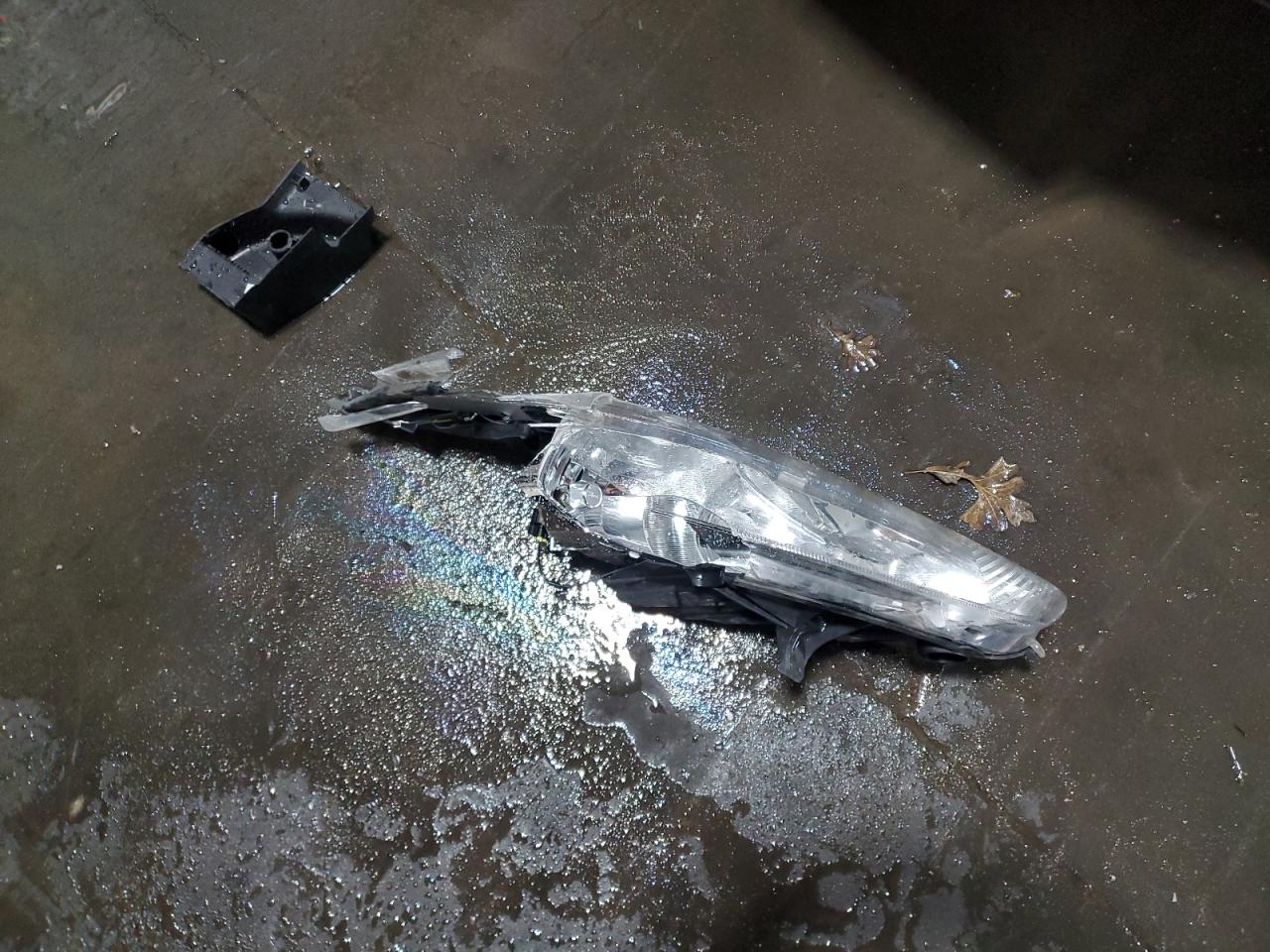 2016 Ford Fiesta Titanium VIN: 3FADP4FJ7GM107144 Lot: 80808575