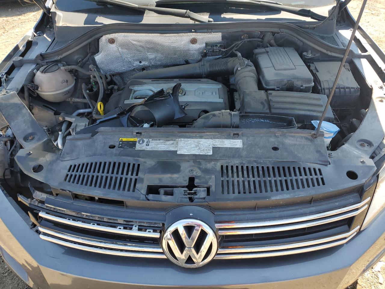 2015 Volkswagen Tiguan S VIN: WVGAV7AX7FW605905 Lot: 71708525