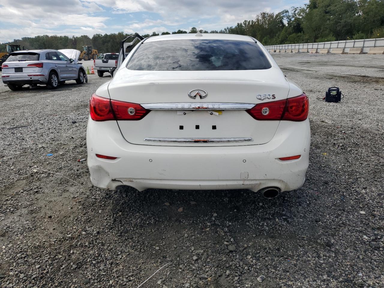 2015 Infiniti Q50 Base VIN: JN1BV7AP5FM330719 Lot: 83809185