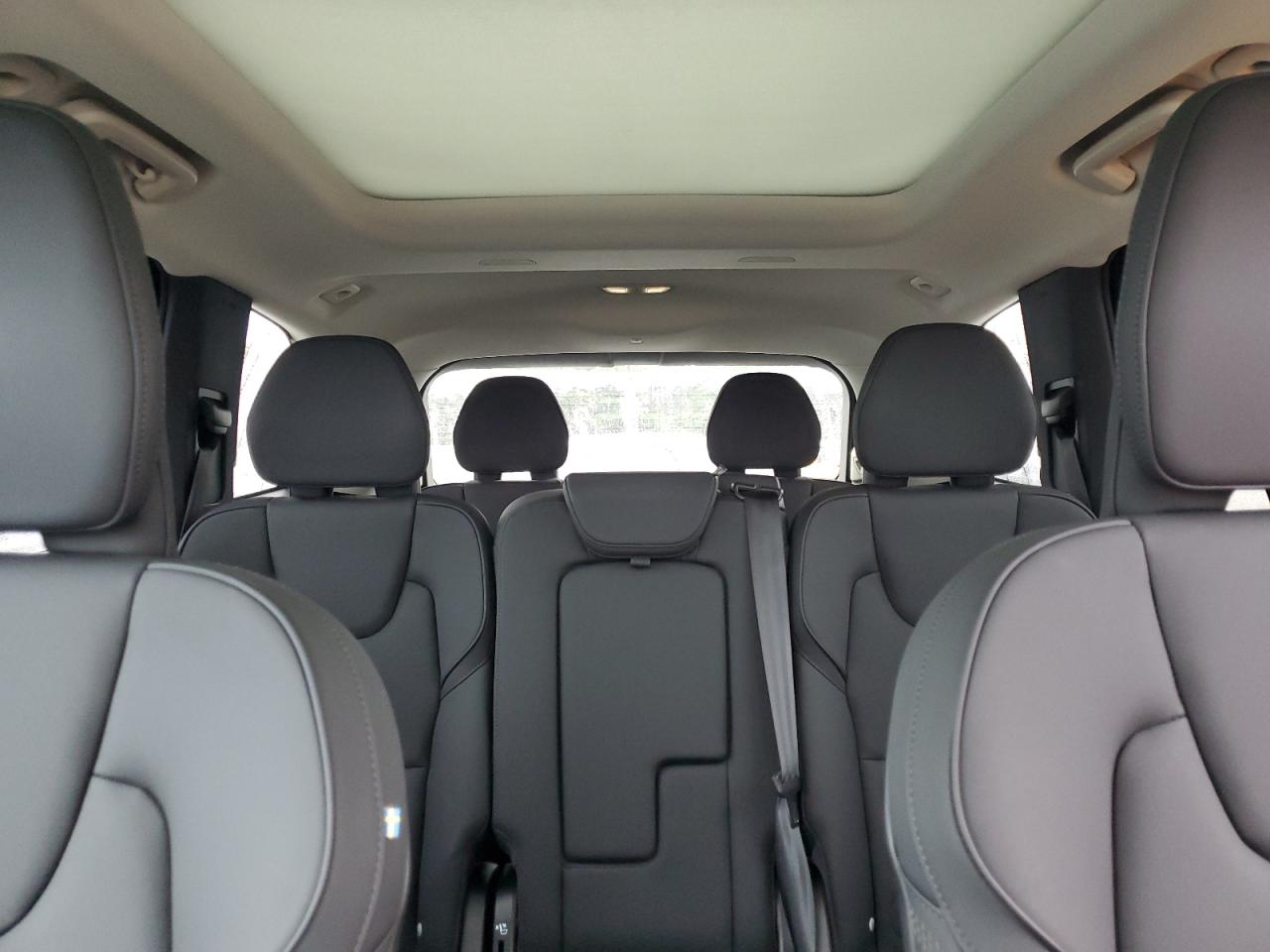 2025 Volvo Xc90 Core VIN: YV4H60PA0S1364929 Lot: 80756675