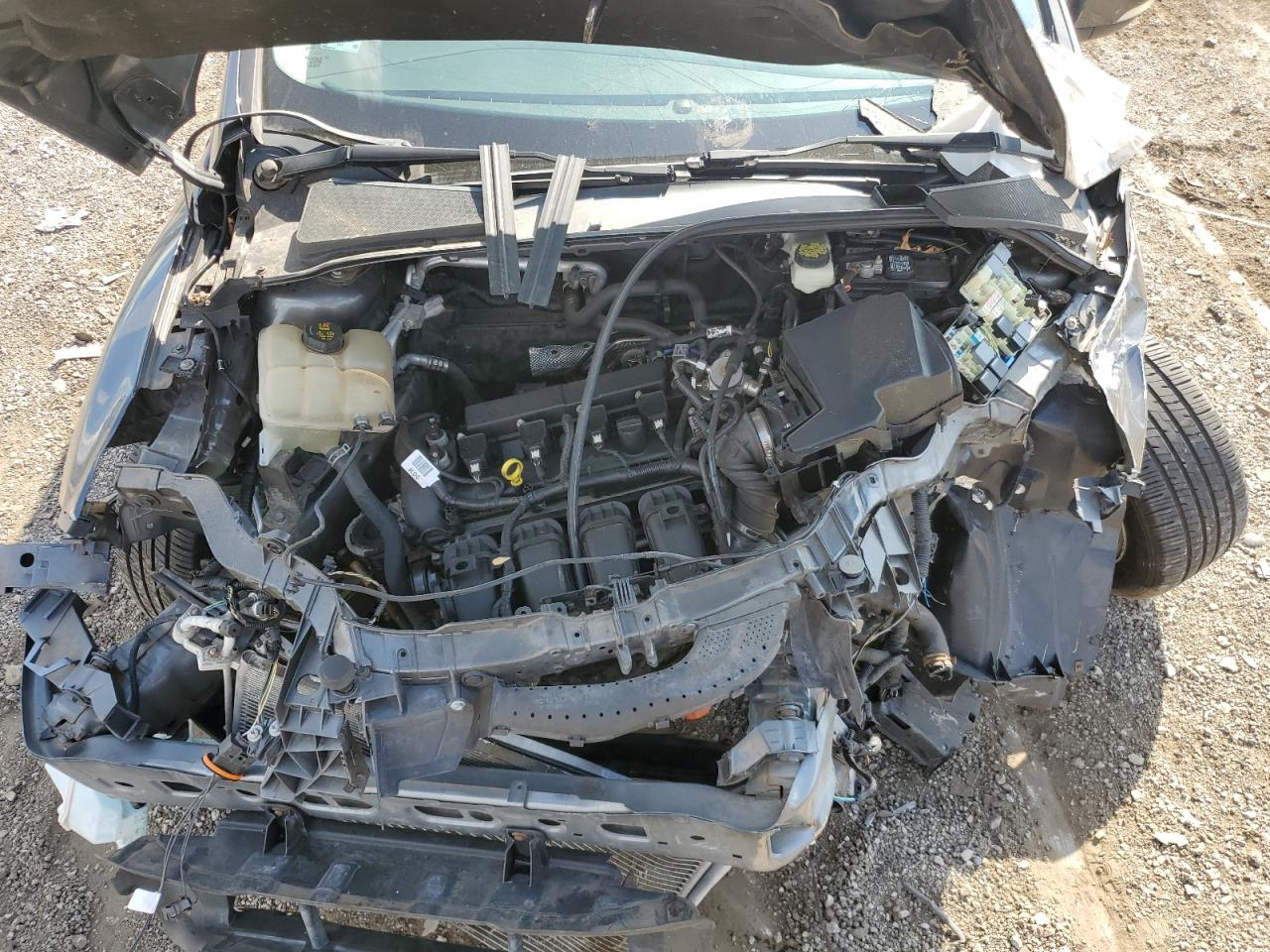 2017 Ford Focus Se VIN: 1FADP3F29HL276006 Lot: 84211445