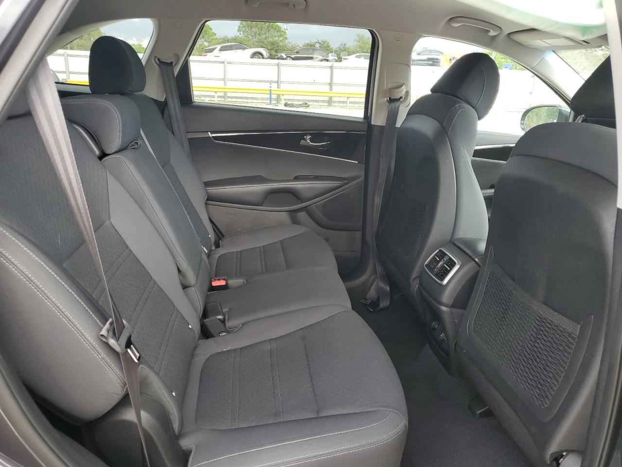 2017 Kia Sorento Lx VIN: 5XYPG4A31HG221753 Lot: 81830765