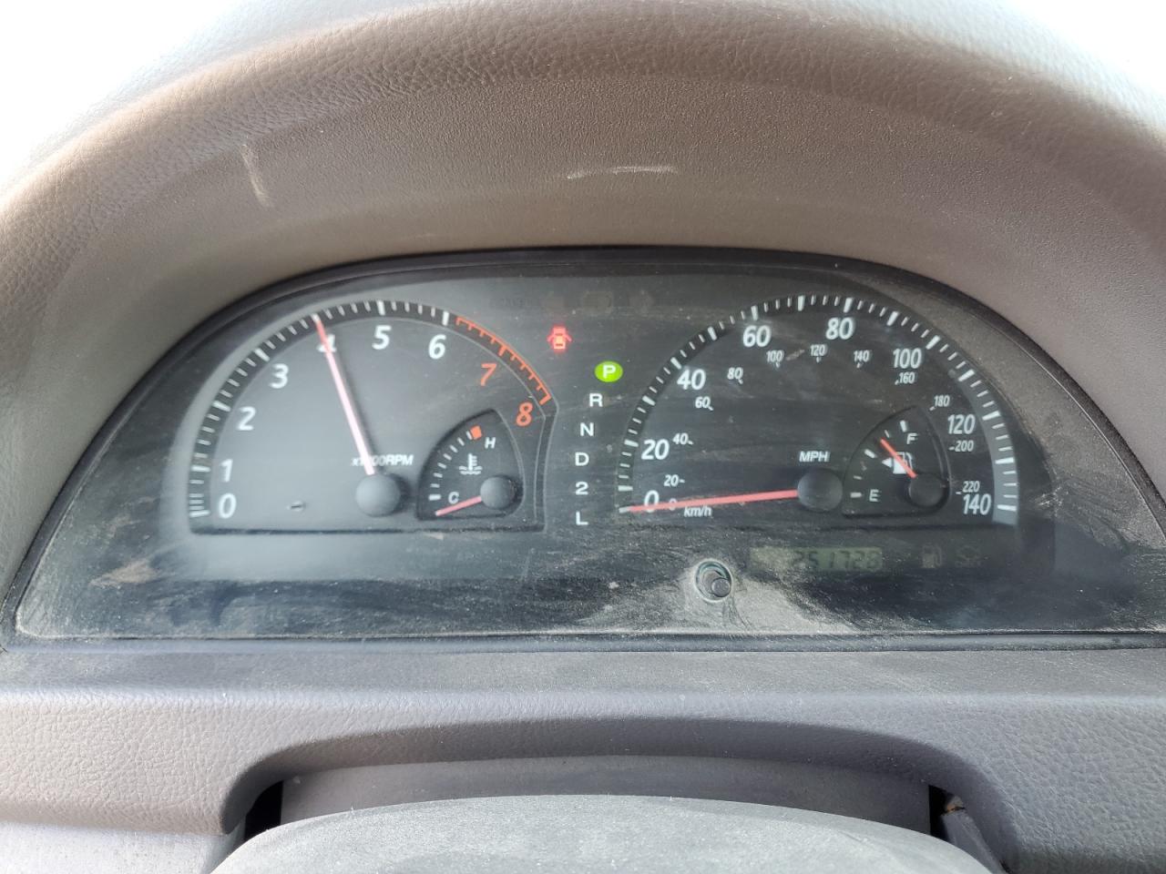 2003 Toyota Camry Le VIN: JTDBE32K930229629 Lot: 81698515