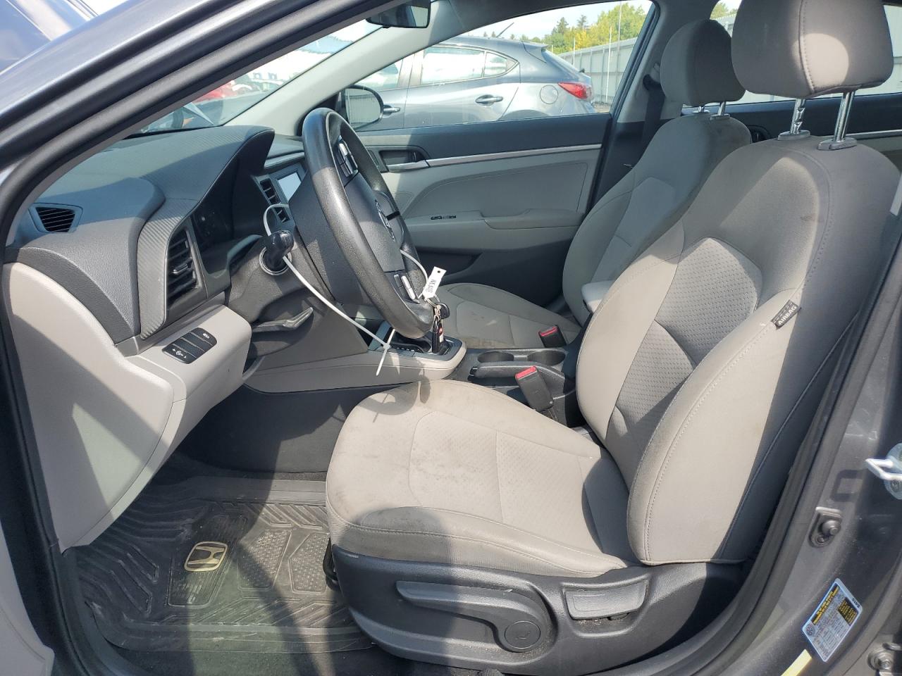 2019 Hyundai Elantra Se VIN: 5NPD74LF5KH464217 Lot: 83975615
